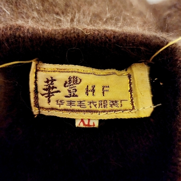 Vintage HF Genuine Fur Detailed Beaded Sweater Brown Soft Unique Balloon Sleeves - Picture 9 of 10